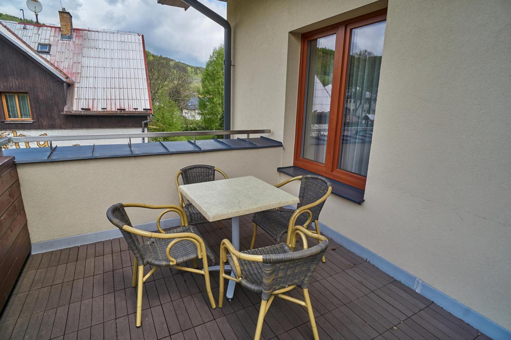 Hotel Toc Lipová-lázně Eksteriør bilde
