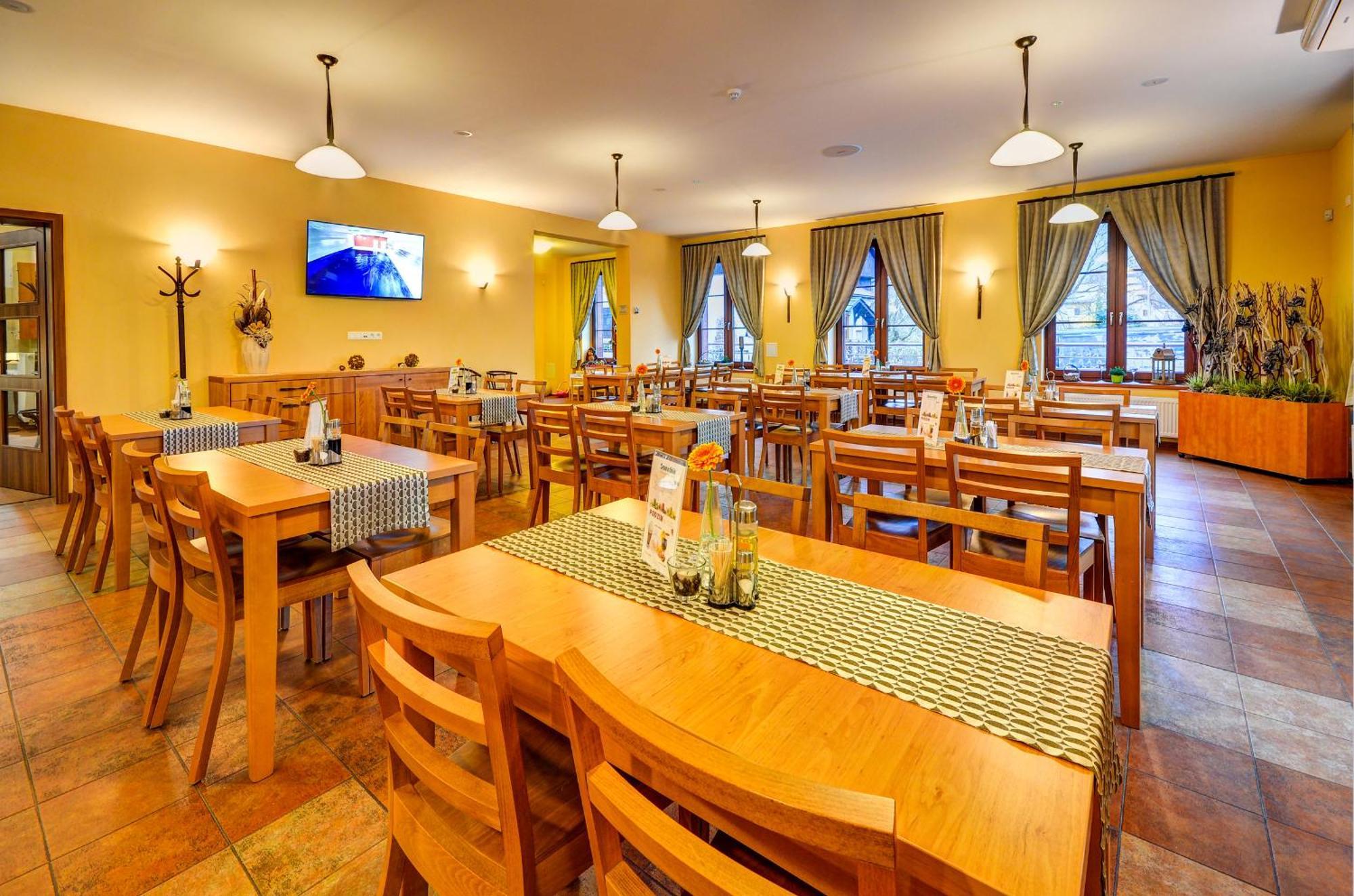 Hotel Toc Lipová-lázně Eksteriør bilde