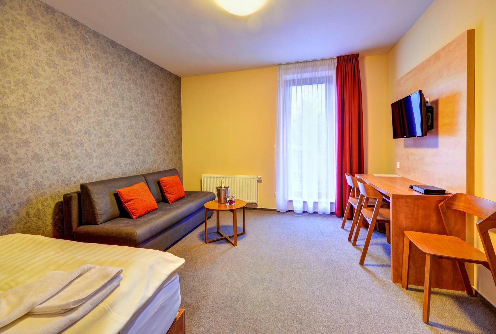 Hotel Toc Lipová-lázně Eksteriør bilde