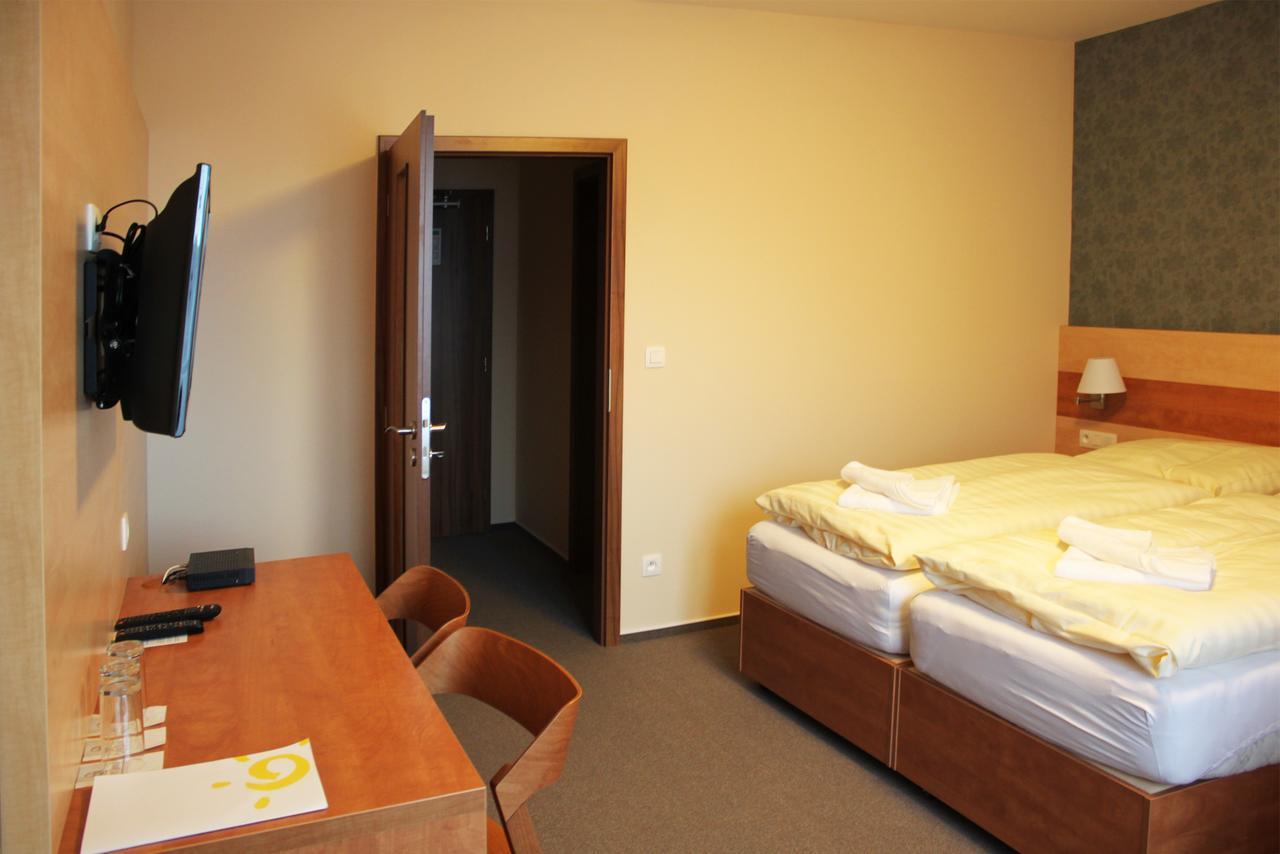 Hotel Toc Lipová-lázně Eksteriør bilde