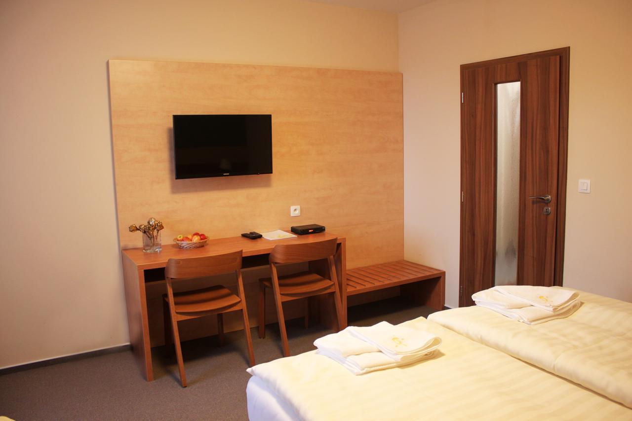 Hotel Toc Lipová-lázně Eksteriør bilde